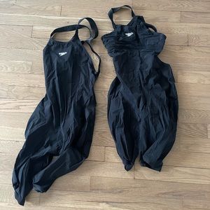2 FOR 1!! SPEEDO pure valor size 25 both worn only once